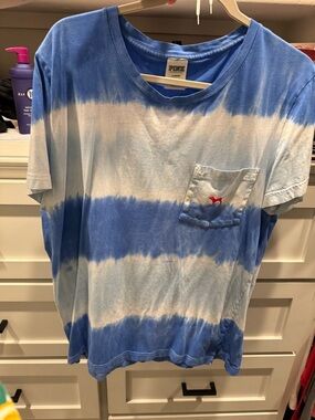 PINK Victoria's Secret Blue & White Tie-Dye Tee